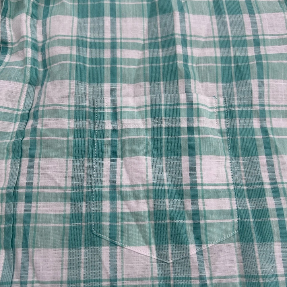 Frank & Eileen Relaxed Button-Up Shirt
Mint Green Plaid
Woven In Italy
Small - Picture 9 of 12